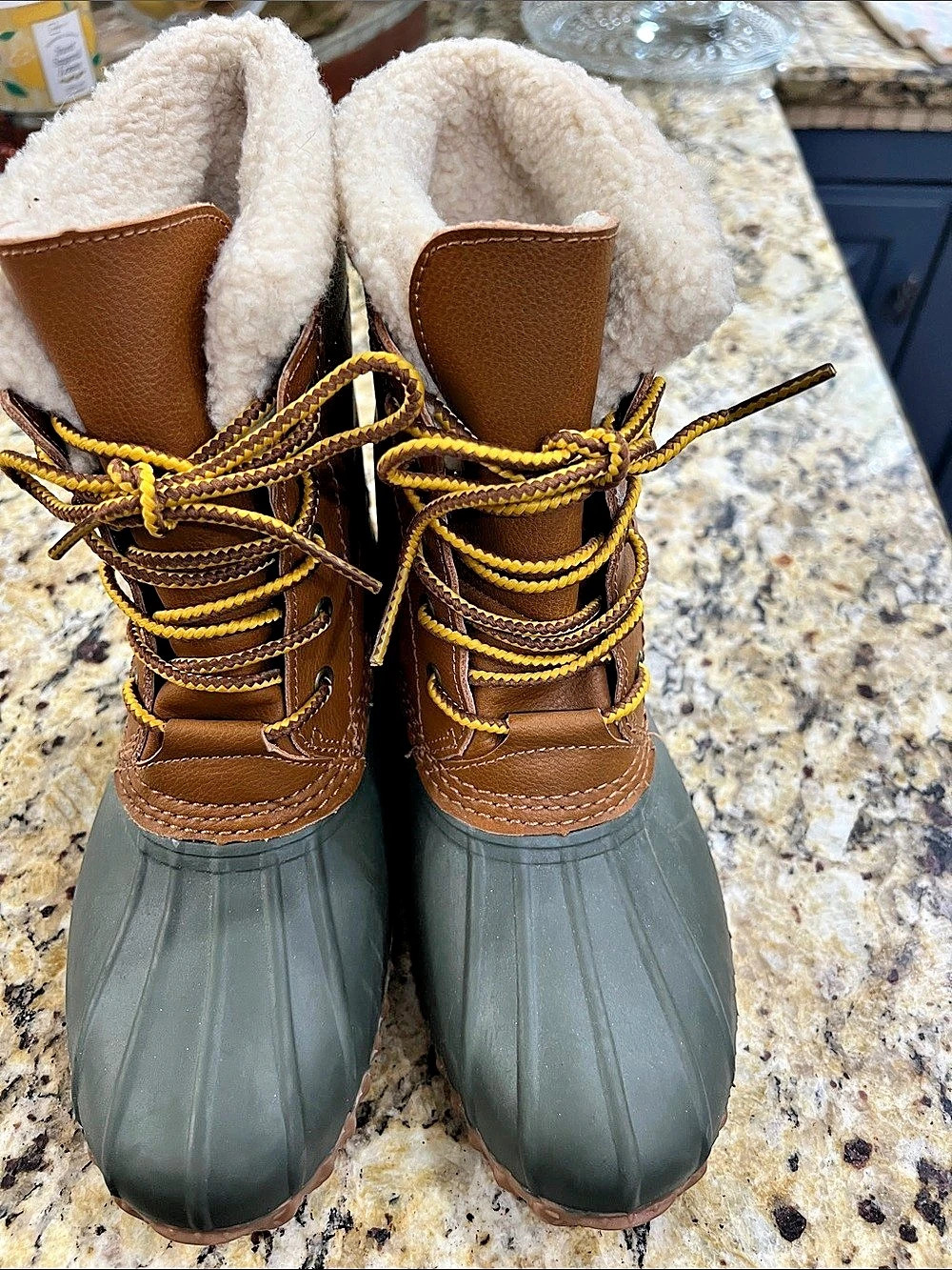 American Eagle Duck Boot Duck Boots Brown & Green US 8